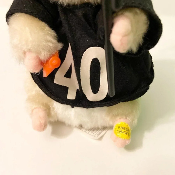 2003 Gemmy Dancing Hamster 40th Birthday They Say its Your  Birthday Beatles - Picture 15 of 16